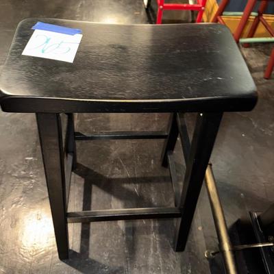 Sale Photo Thumbnail #349: D65-Single stool