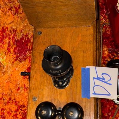 Sale Photo Thumbnail #387: D75-Telephones