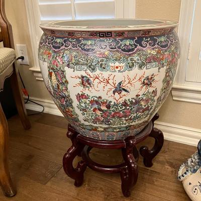 Sale Photo Thumbnail #115: Large Chinese floor vase measuring 15" H x 17" diameter, comes with wooden base