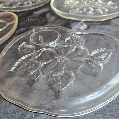 Four vintage Apple by Orchard 8" luncheon snack plates with Six Hazel Atlas glass snack cups