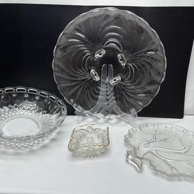 Sale Photo Thumbnail #252: MCM McKee Hand Cut Lead Crystal,  Lace Edge