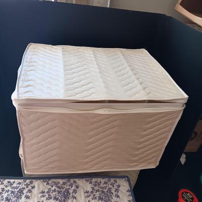 CHINA/CRYSTAL STORAGE CONTAINERS