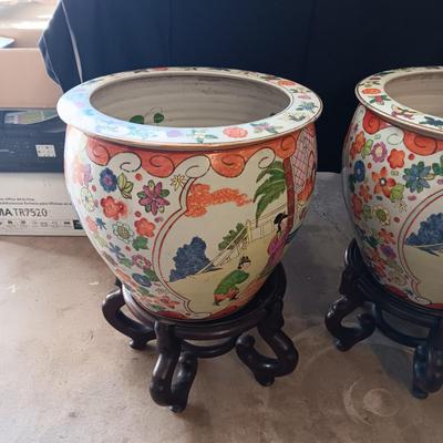 2 LARGE CHINESE PORCELAIN FISH BOWLS/PLANTERS