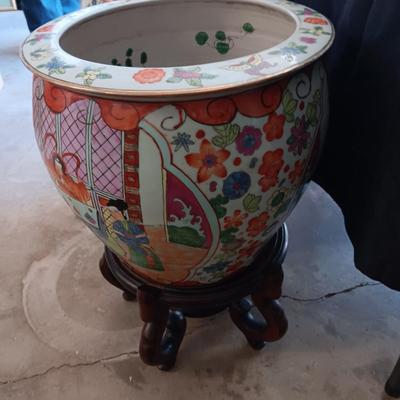 2 LARGE CHINESE PORCELAIN FISH BOWLS/PLANTERS