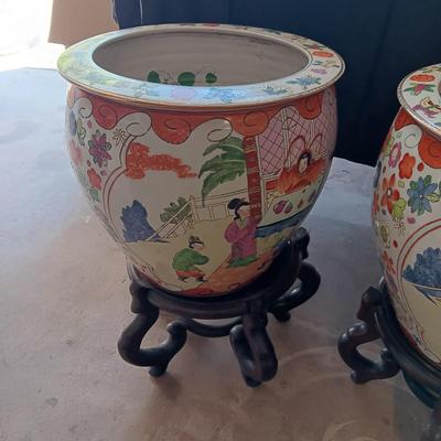 2 LARGE CHINESE PORCELAIN FISH BOWLS/PLANTERS