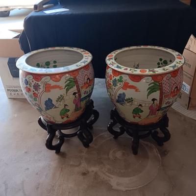 2 LARGE CHINESE PORCELAIN FISH BOWLS/PLANTERS
