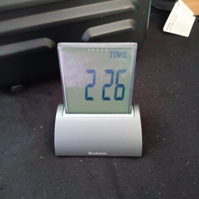 ELECTRIC HEATER, DESK LAMP, WOODEN ORGANIZER AND A CLOCK