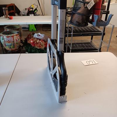 PLASTIC FURNITURE MOVER & A FOLDING MAGNA CART