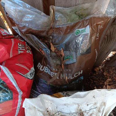 GARDEN CART, BAG OF FERTILIZER, TOPSOIL AND BARK (HOSE NOT INCLUDED)