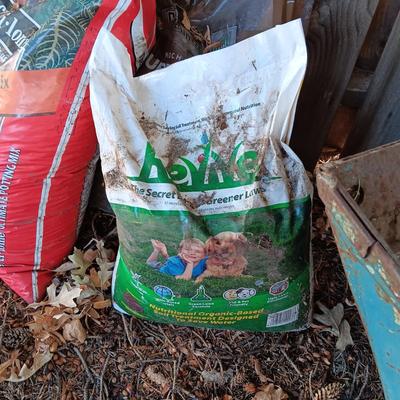 GARDEN CART, BAG OF FERTILIZER, TOPSOIL AND BARK (HOSE NOT INCLUDED)