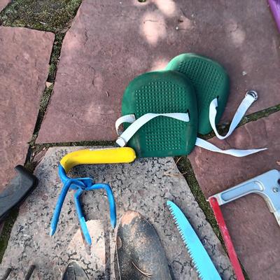 GARDENING TOOLS AND STOOL