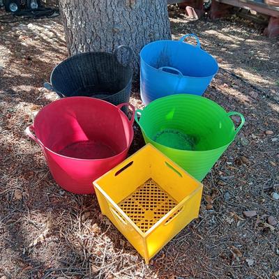 STORAGE AND ORGANIZING CONTAINERS