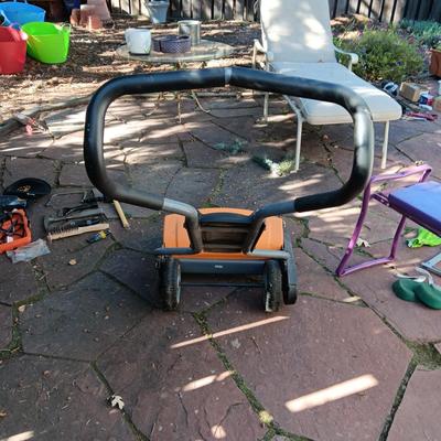 LIKE NEW FISKARS PUSH MOWER