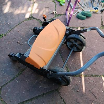 LIKE NEW FISKARS PUSH MOWER