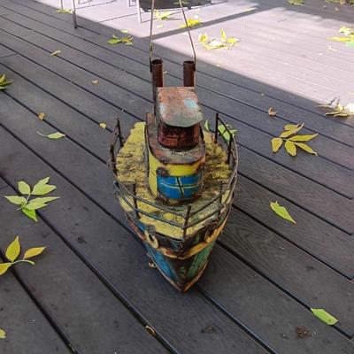 METAL TUG BOAT YARD ART