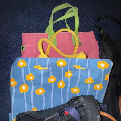 Sale Photo Thumbnail #412: UP5-Bags/Handbags