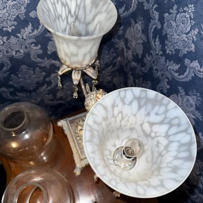 Sale Photo Thumbnail #456: UP17-lamp and misc decor