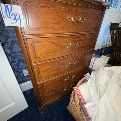Sale Photo Thumbnail #546: UP39-Dresser