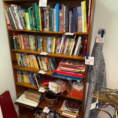 Sale Photo Thumbnail #584: UP50-wooden bookshelf

This lot is for the shelf only – not the contents