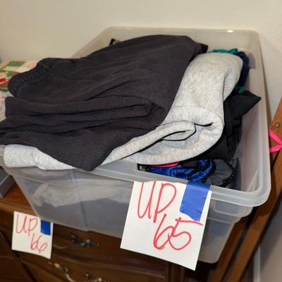 Sale Photo Thumbnail #615: UP65-miscellaneous clothing lot