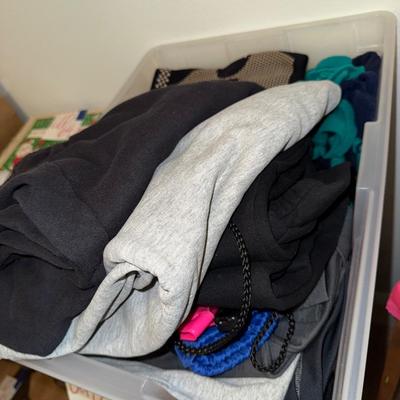 Sale Photo Thumbnail #616: UP65-miscellaneous clothing lot