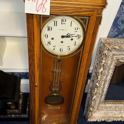 Sale Photo Thumbnail #624: UP68-Howard Miller Clock