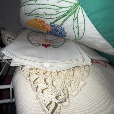 Sale Photo Thumbnail #675: UP86-linens plus miscellaneous