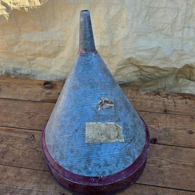 Vintage offset farm funnel Steampunk - with a 2-quart galvanized Fluid can with bendable spout