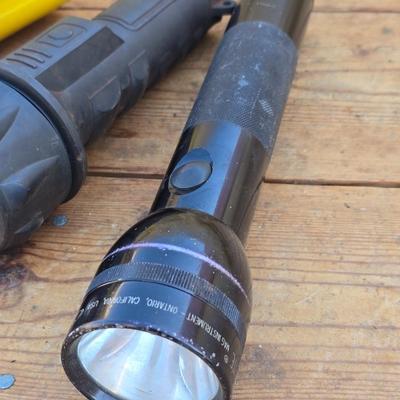 Variety of flashlights - including nice black mag lite