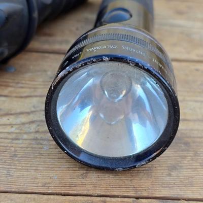 Variety of flashlights - including nice black mag lite