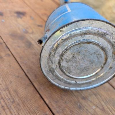 Two vintage bug duster / sprayers - Zephyr - Rawleigh Insect duster -