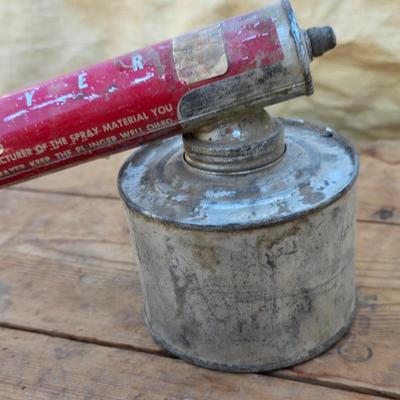 Two vintage bug duster / sprayers - Zephyr - Rawleigh Insect duster -