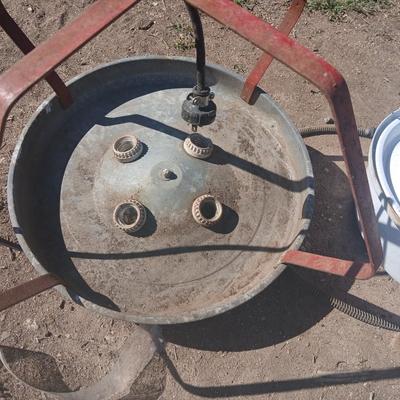 Warner livestock / poultry water heater with two heated water bowls
