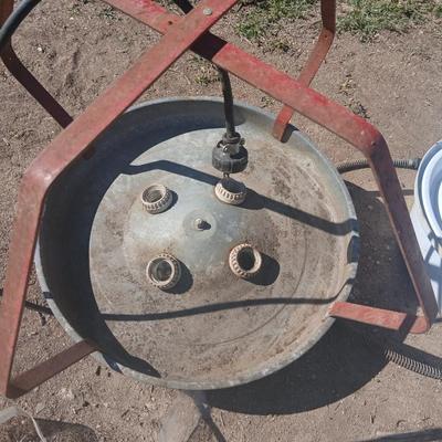 Warner livestock / poultry water heater with two heated water bowls
