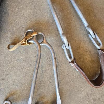 Assorted vintage horse tack - bits - breast collar & girth