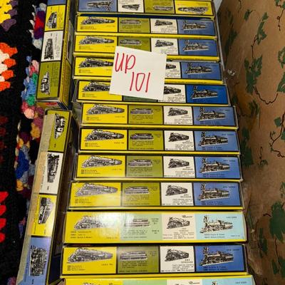 Sale Photo Thumbnail #729: UP101-large train lot