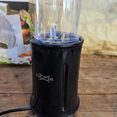 Vintage kitchen small appliances - Kitchen magic grinder - Rival shredder with extra blades- and a small blender