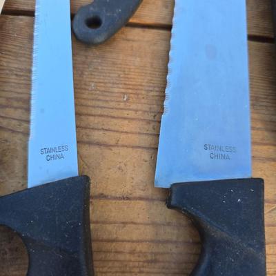 Large variety of Kitchen Knives - all sizes and shapes!