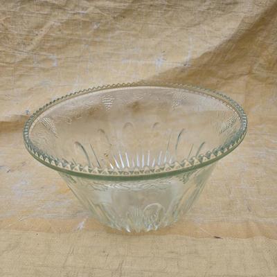 Vintage Indiana glass punchbowl with glass cups and cup hooks