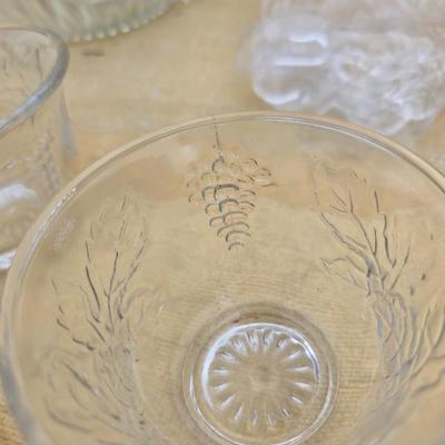 Vintage Indiana glass punchbowl with glass cups and cup hooks
