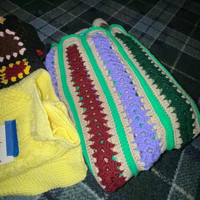 Sale Photo Thumbnail #775: Up118-blankets/Afghans