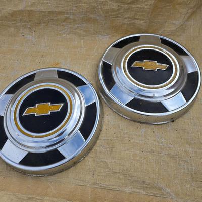 Towing mirrors with mounts - vintage chevy hubcaps - pontiac mirror
