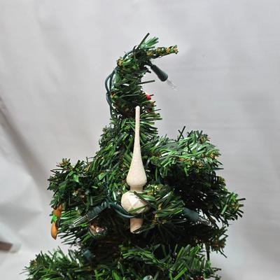 Christmas is coming!! Less than 68 Days away! Christmas decorations - table cloths - snowman - and more