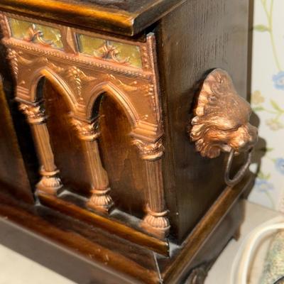Sale Photo Thumbnail #804: UP126-stunning mantle clock