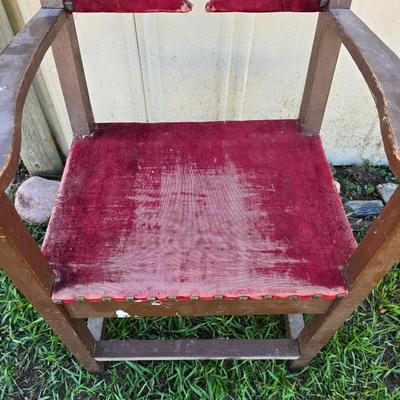 Antique armchair Fireside chair - red Velvet - Thrine chair