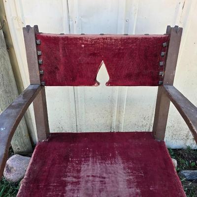 Antique armchair Fireside chair - red Velvet - Thrine chair