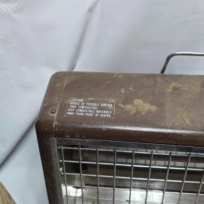 Electric heater and a vintage 50's Hassock floor fan