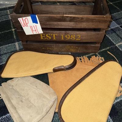Sale Photo Thumbnail #847: UP141-wooden crate and gun cases