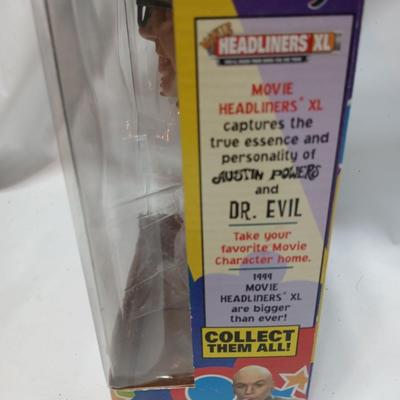 Movie Headliners XL Austin Powers collectible figure