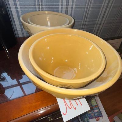 Sale Photo Thumbnail #911: M11-Mixing Bowls (2 sets of 2)